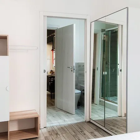Joivy Chic 5-bed Near Duomo Di Lejlighed Como