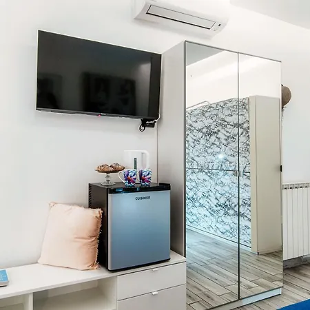 Lejlighed Joivy Chic 5-bed Near Duomo Di